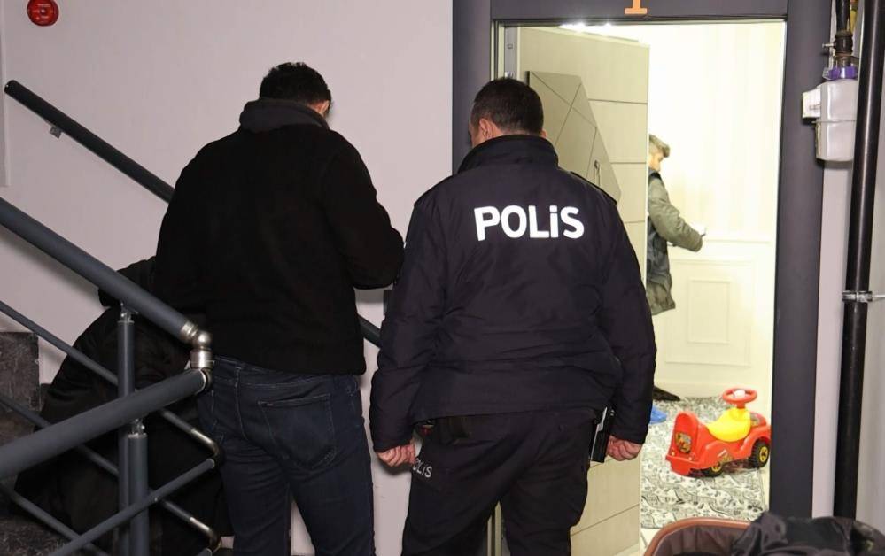 Yürek yakan olay! Sessiz katil anne ve bebeğini hayattan kopardı 4